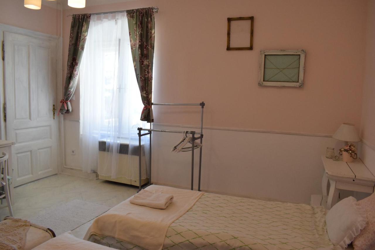 Malomszeg Apartman 2 Pécs Extérieur photo