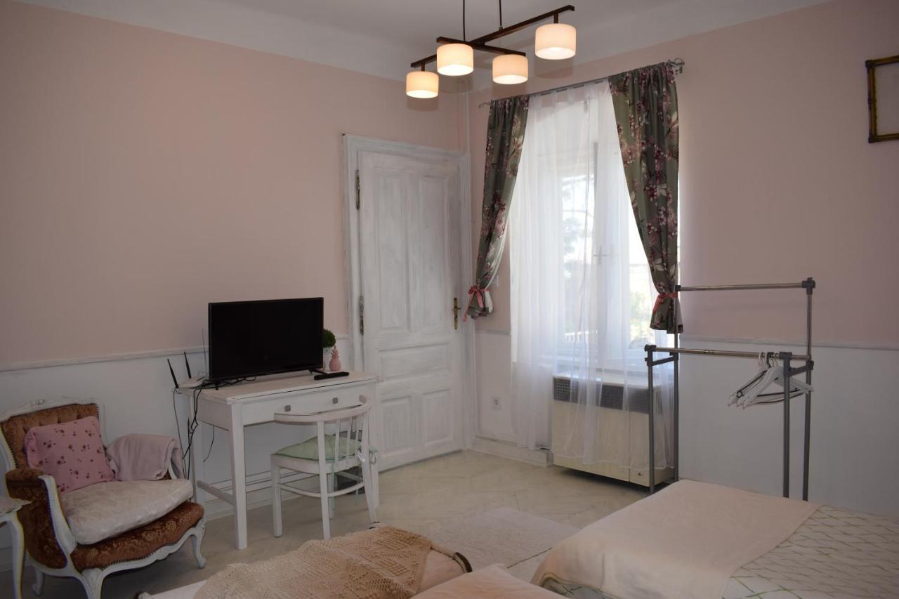 Malomszeg Apartman 2 Pécs Extérieur photo